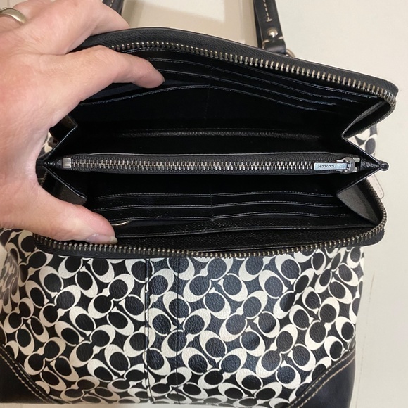 Coach Purse & Wallet - Picture 8 of 8